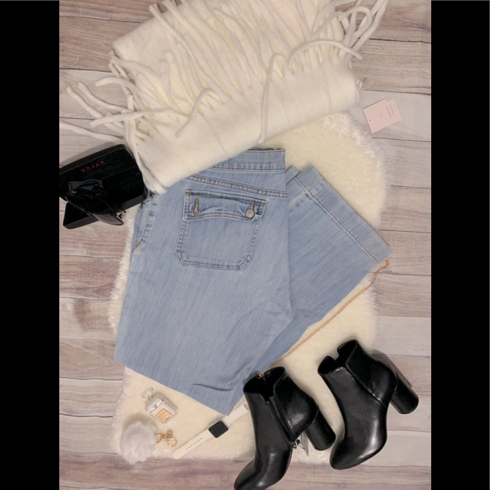 OLD NAVY BRAND BLUE JEANS, LOW WAIST